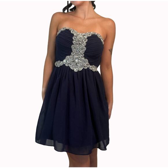 City Triangles Formal Dress Blue Jeweled Rhinestone Sweetheart Neck Size 22 NWT - Picture 1 of 7
